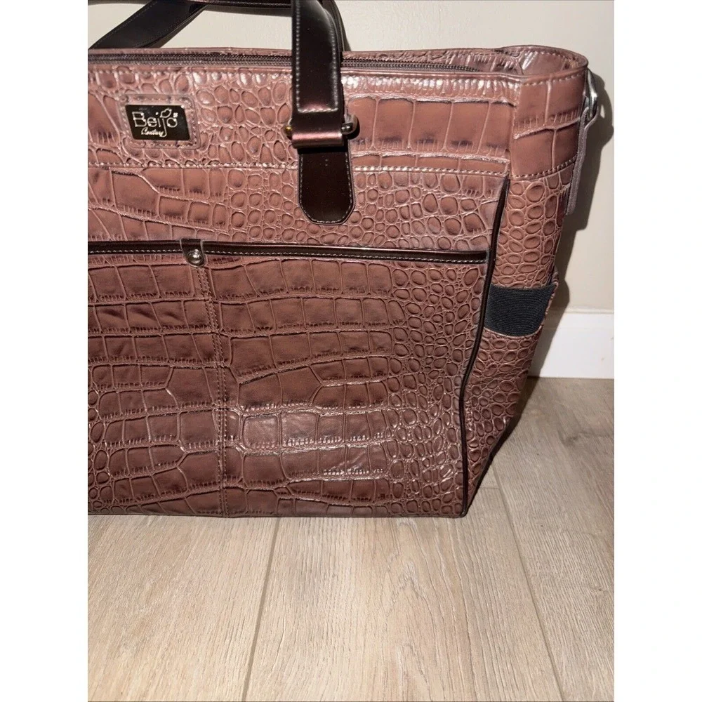 Beautiful Rare Beijo‎ Handbag Tote Bag Purse Faux Crocodile Brown Computer Case